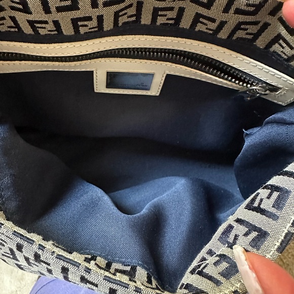 FENDI Zucchino Mamma Baguette Shoulder Handbag Canvas & White Leather - Picture 3 of 11